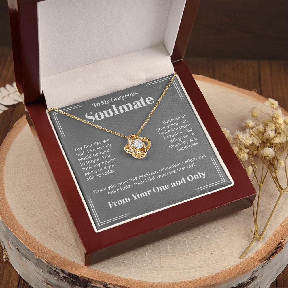 Hard To Forget | To My Soulmate Necklace
